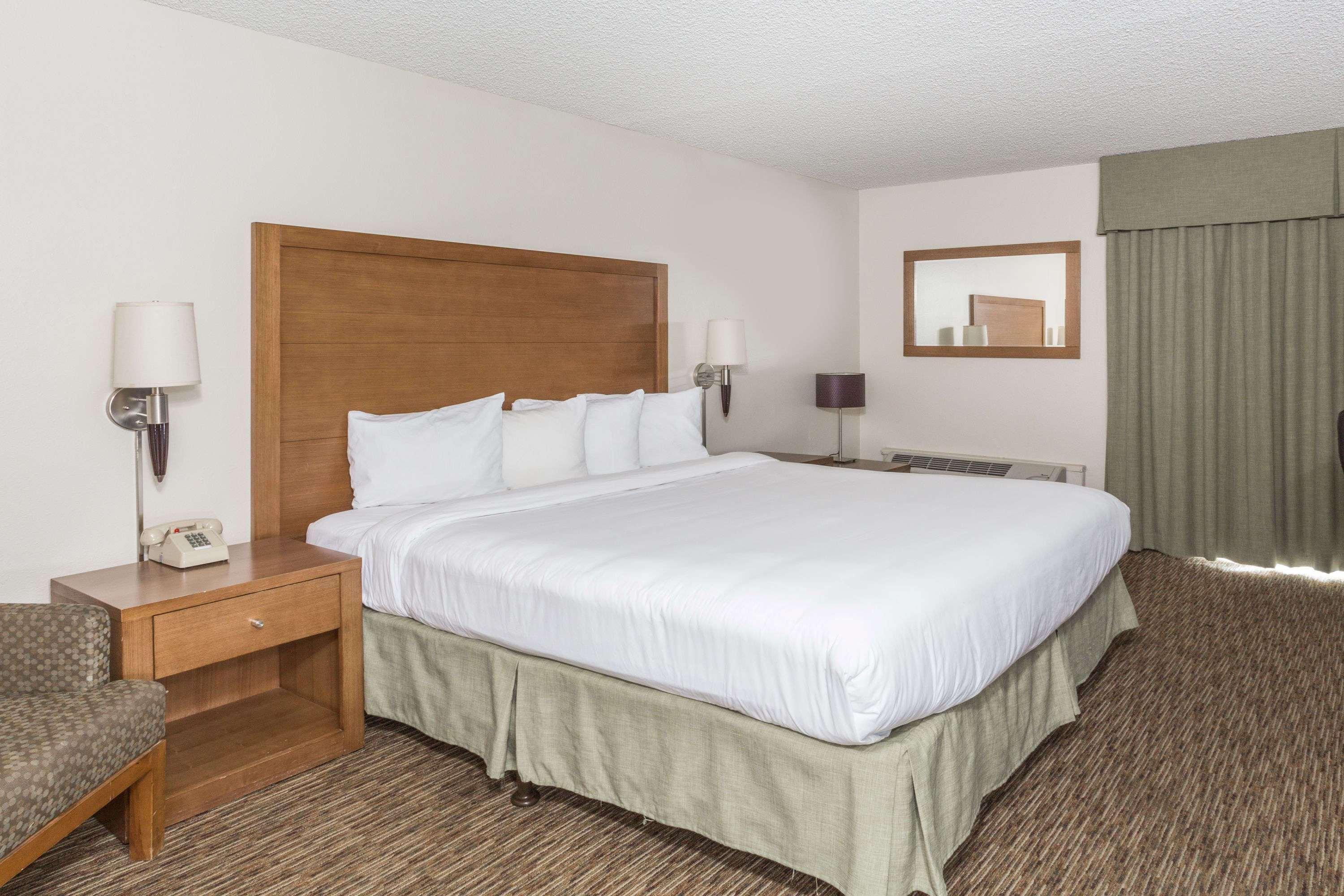 Days Hotel By Wyndham Peoria Glendale Area Kültér fotó